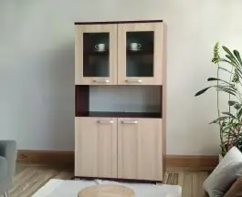 Kostenloser Rückversand Vitrine Cikupa 43, Farbe: Nuss / Ulme - Abmessungen: 190 x 90 x 40 cm (H x B x T)