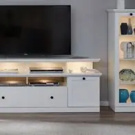 Wohnwand Baxter 3-teilig in weiß Landhaus Schrankwand 273 x 129 cm Neu Im Sortiment