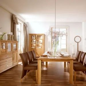 Zeitloses Esszimmer Komplett - Set D Floresta, 5-teilig, mit lebendig wirkender Maserung, Natur Eiche teilmassiv, geölt / gewachst, mit genügend Stauraum Billig