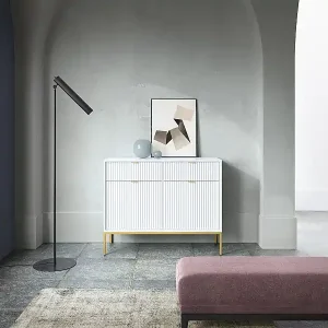 Sideboard Kommode 2-türig- 104 cm - mit 2 Schubladen, Weiß mit geriffelten Fronten und goldenen Metallbeinen - VELLORE Letzte Chance